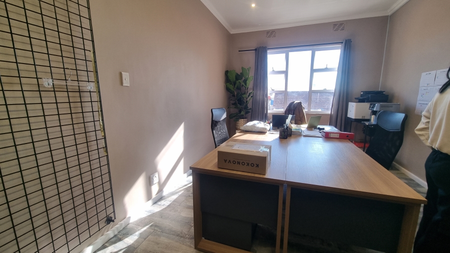 Commercial Property for Sale in Woodstock Western Cape